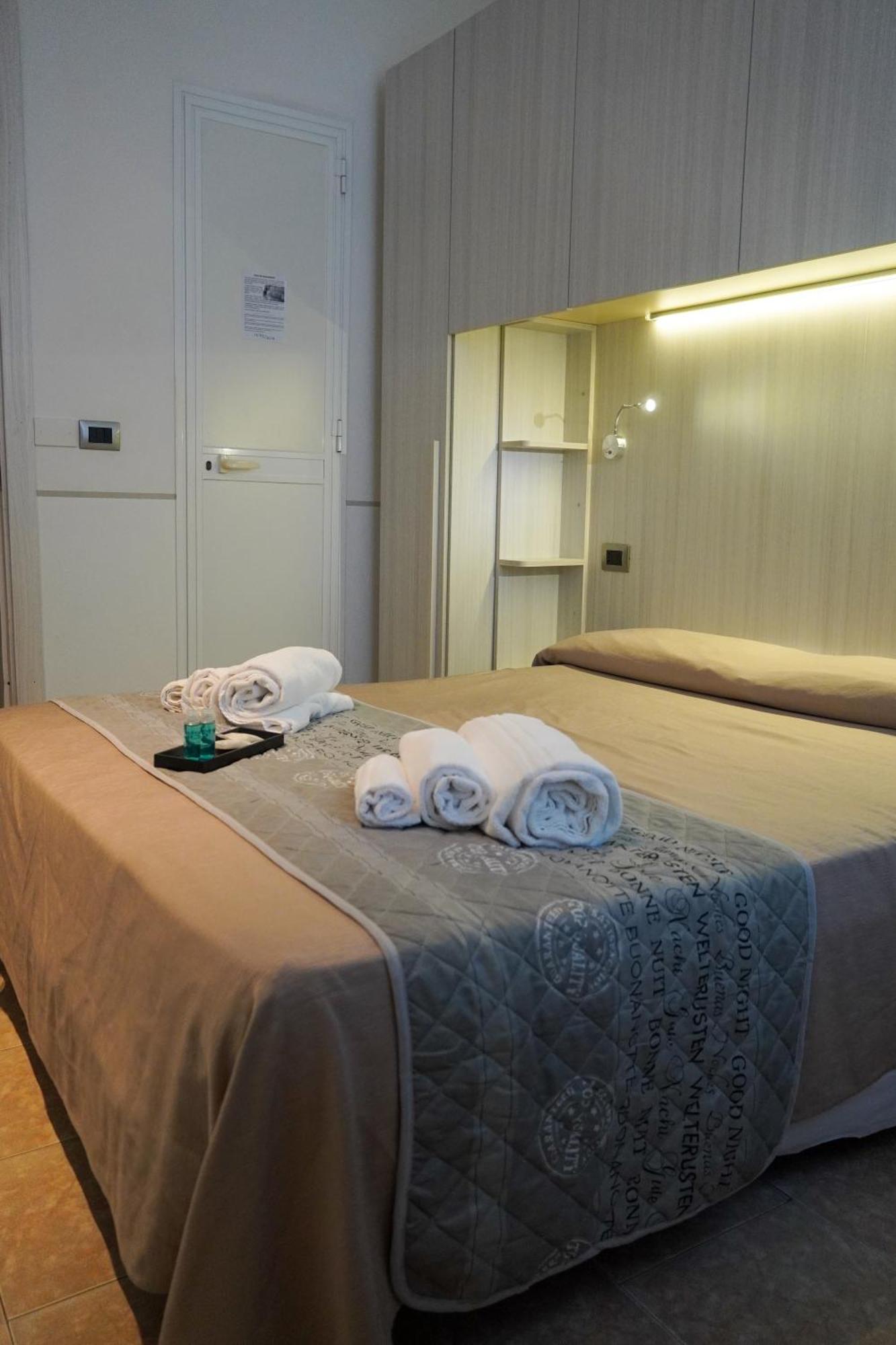 Hotel Cilene Виареджо Экстерьер фото